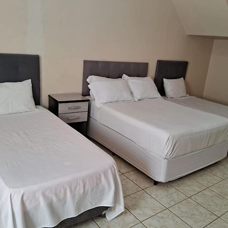 Casa Santa Amelia C/ Garagem Villa เซาฮอเก ภายนอก รูปภาพ